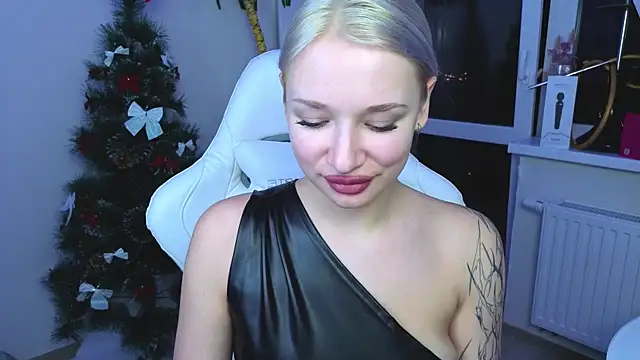 Snapshot of MistyXnight chatting on 12-05-25, 03:09 MistyXnight online show from 12-05-25, 03:09