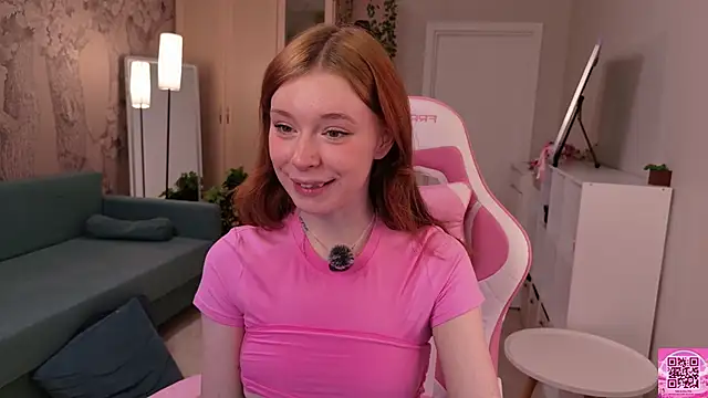 eva aria online show from 04-21-26, 01:42