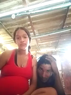 Snapshot of rachelbunny_and_kevin chatting on 11-29-25, 05:27 rachelbunny and kevin online show from 11-29-25, 05:27