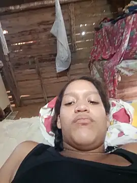 Snapshot of rachelbunny_and_kevin chatting on 12-03-25, 05:11 rachelbunny and kevin online show from 12-03-25, 05:11