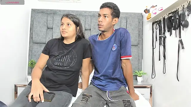 Snapshot of HoneyLovers_OS chatting on 11-29-25, 01:58 HoneyLovers OS online show from 11-29-25, 01:58