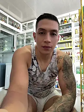 OliverWest04 online show from 05-20-26, 05:41
