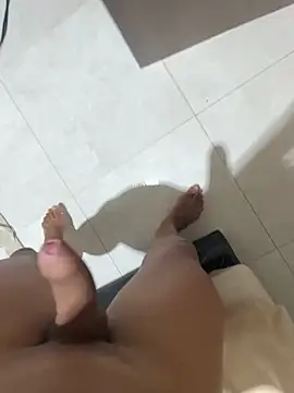 Snapshot of soubi777 chatting on 12-16-25, 05:29 soubi777 online show from 12-16-25, 05:29