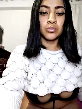 Snapshot of NiinaHans chatting on 12-03-25, 06:32 NiinaHans online show from 12-03-25, 06:32