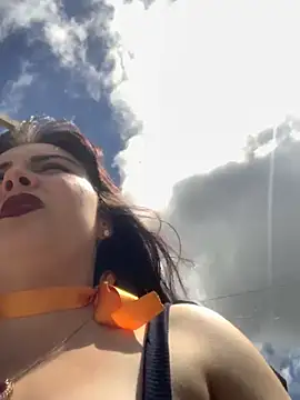 Snapshot of Yuliks_ chatting on 12-03-25, 03:54 Yuliks online show from 12-03-25, 03:54