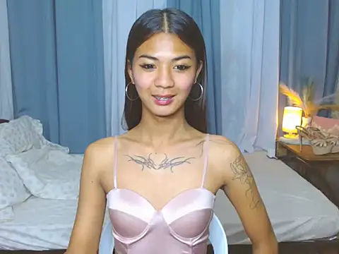 Snapshot of SamaraMillers chatting on 12-14-25, 09:58 SamaraMillers online show from 12-14-25, 09:58