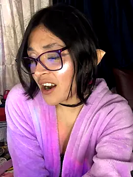 Snapshot of Winter_111 chatting on 12-02-25, 02:50 Winter 111 online show from 12-02-25, 02:50