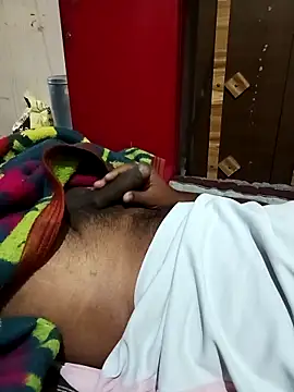 Snapshot of Bindusabki chatting on 11-30-25, 04:22 Bindusabki online show from 11-30-25, 04:22