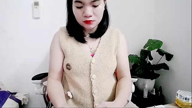 Snapshot of Lisa537- chatting on 11-29-25, 01:19 Lisa537- online show from 11-29-25, 01:19