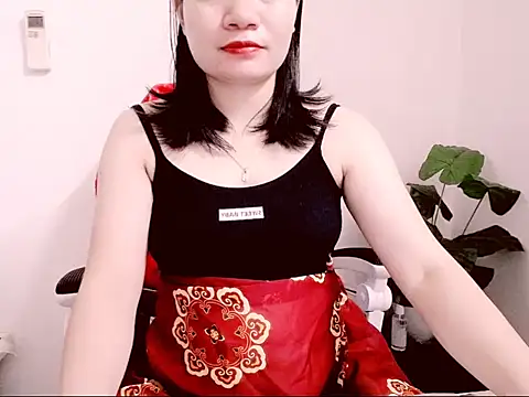 Snapshot of Lisa537- chatting on 12-03-25, 01:02 Lisa537- online show from 12-03-25, 01:02