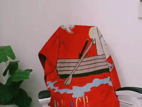 Snapshot of Lisa537- chatting on 12-15-25, 12:59 Lisa537- online show from 12-15-25, 12:59