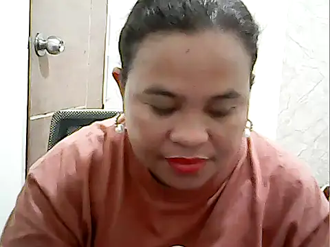 Snapshot of cutechubby chatting on 05-03-26, 08:15 cutechubby online show from 05-03-26, 08:15