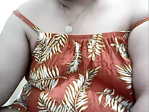Snapshot of cutechubby chatting on 05-07-26, 11:26 cutechubby online show from 05-07-26, 11:26