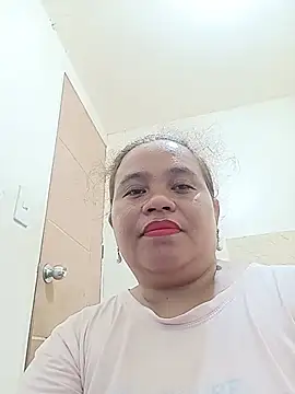 Snapshot of cutechubby chatting on 05-30-26, 11:40 cutechubby online show from 05-30-26, 11:40