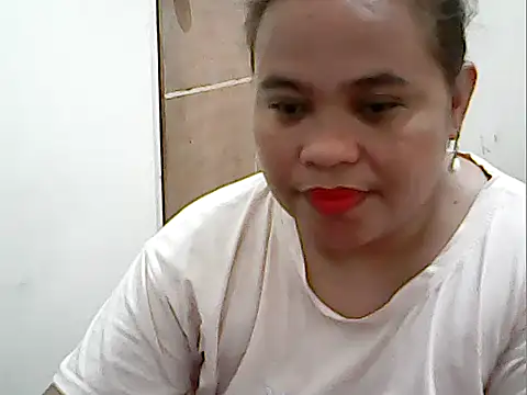 Snapshot of cutechubby chatting on 05-30-26, 11:46 cutechubby online show from 05-30-26, 11:46