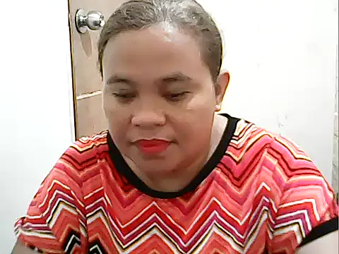 Snapshot of cutechubby chatting on 06-10-26, 09:57 cutechubby online show from 06-10-26, 09:57