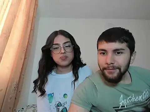 Snapshot of Nathalie_spencer2 chatting on 11-28-25, 07:05 Nathalie spencer2 online show from 11-28-25, 07:05