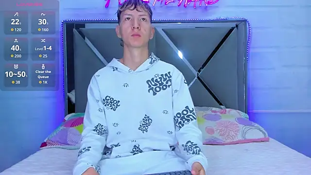 Snapshot of sammysex- chatting on 12-05-25, 06:22 sammysex- online show from 12-05-25, 06:22