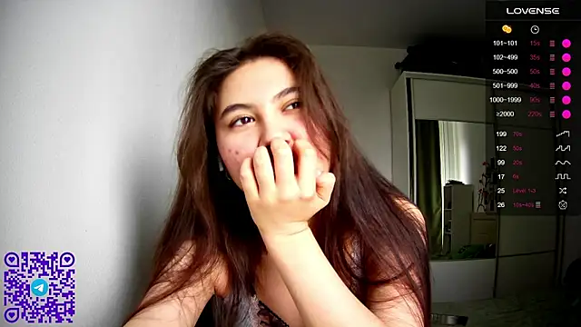 Snapshot of ArianeRandy chatting on 05-28-26, 03:09 ArianeRandy online show from 05-28-26, 03:09