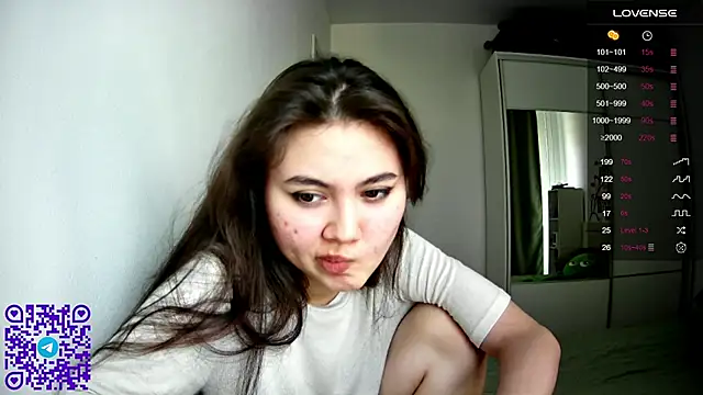 Snapshot of ArianeRandy chatting on 06-04-26, 03:07 ArianeRandy online show from 06-04-26, 03:07