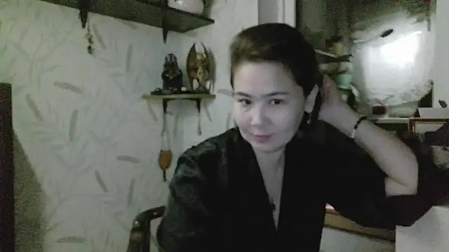 Snapshot of Nettie_Allie chatting on 11-30-25, 02:54 Nettie Allie online show from 11-30-25, 02:54