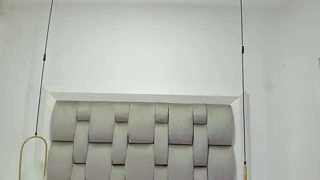 Snapshot of gaby_smit__ chatting on 05-19-26, 11:38 gaby smit online show from 05-19-26, 11:38