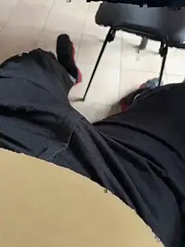 rebeudomi69 online show from 12-20-25, 02:13