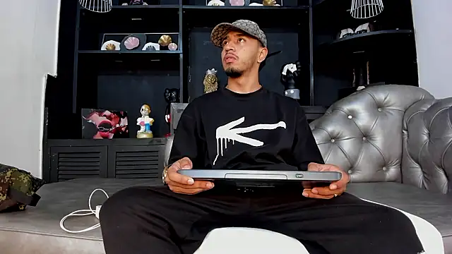 Brand Collins online show from 01-09-26, 07:15