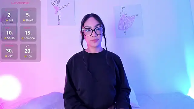 Snapshot of Klohewilliams_ chatting on 12-03-25, 12:25 Klohewilliams online show from 12-03-25, 12:25