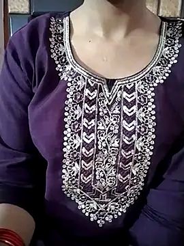 RASHMI SHARMA9 online show from 04-04-26, 07:50