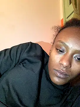 Snapshot of ___Hannah___ chatting on 12-04-25, 06:12 Hannah online show from 12-04-25, 06:12