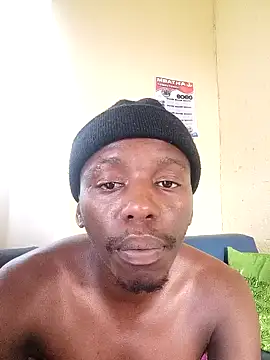 Snapshot of KwaBhebhelicious chatting on 12-16-25, 02:55 KwaBhebhelicious online show from 12-16-25, 02:55