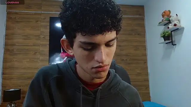 Snapshot of Michaelkoiv chatting on 12-03-25, 12:14 Michaelkoiv online show from 12-03-25, 12:14