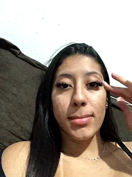 Snapshot of casalnovo8 chatting on 12-14-25, 04:29 casalnovo8 online show from 12-14-25, 04:29