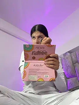 ZafiraNavarro online show from 04-27-26, 06:39