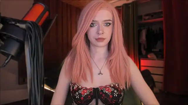 Snapshot of Mistress_Iris chatting on 11-29-25, 04:21 Mistress Iris online show from 11-29-25, 04:21