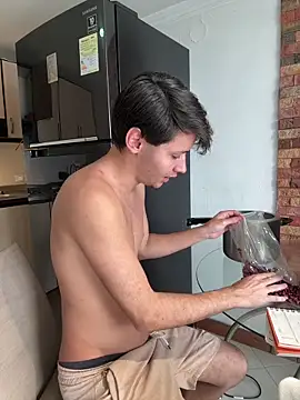 RicoValen online show from 03-12-26, 07:09