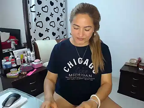 ximenaxcite19 online show from 12-19-25, 01:23