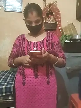 Snapshot of Pooja_bhabhi00 chatting on 11-28-25, 10:40 Pooja bhabhi00 online show from 11-28-25, 10:40