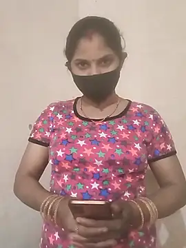 Snapshot of Pooja_bhabhi00 chatting on 12-02-25, 05:46 Pooja bhabhi00 online show from 12-02-25, 05:46