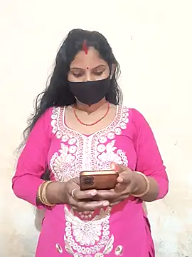 Snapshot of Pooja_bhabhi00 chatting on 12-14-25, 07:25 Pooja bhabhi00 online show from 12-14-25, 07:25