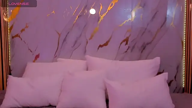 Dakota ferreti  online show from 04-24-26, 03:31