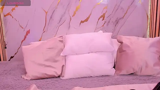 Dakota ferreti  online show from 04-25-26, 07:11