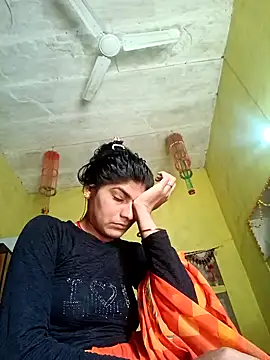 Snapshot of Janki_cute chatting on 02-13-26, 08:21 Janki cute online show from 02-13-26, 08:21