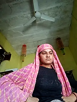 Snapshot of Janki_cute chatting on 04-15-26, 01:56 Janki cute online show from 04-15-26, 01:56