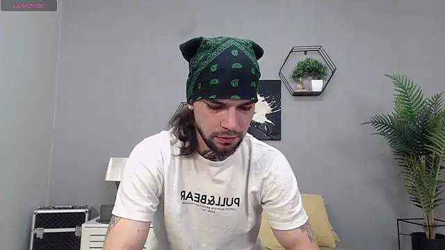 KaneHunter online show from 03-12-26, 08:04