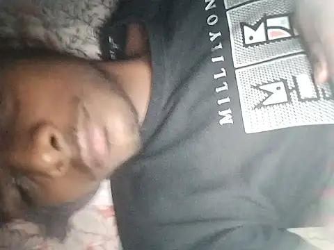 Snapshot of male_hub chatting on 11-28-25, 05:26 male hub online show from 11-28-25, 05:26