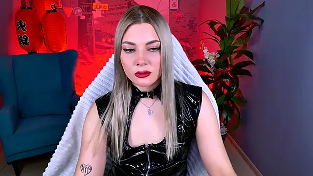 HyileyClark online show from 06-07-26, 05:22
