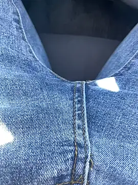 Snapshot of ratemydickbabe chatting on 12-17-25, 08:09 ratemydickbabe online show from 12-17-25, 08:09