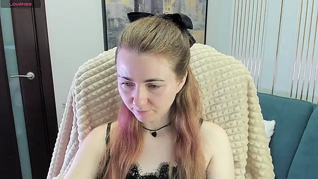 Snapshot of SofiAngela chatting on 12-03-25, 01:02 SofiAngela online show from 12-03-25, 01:02